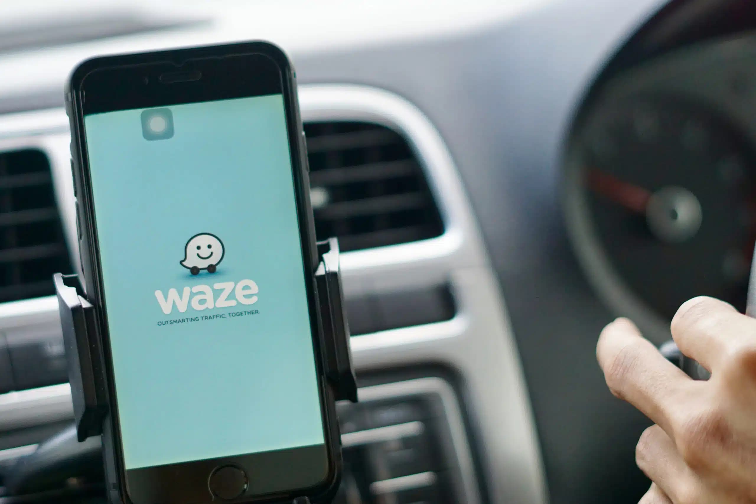 Conseils pour une utilisation optimale de Waze trafic en temps réel